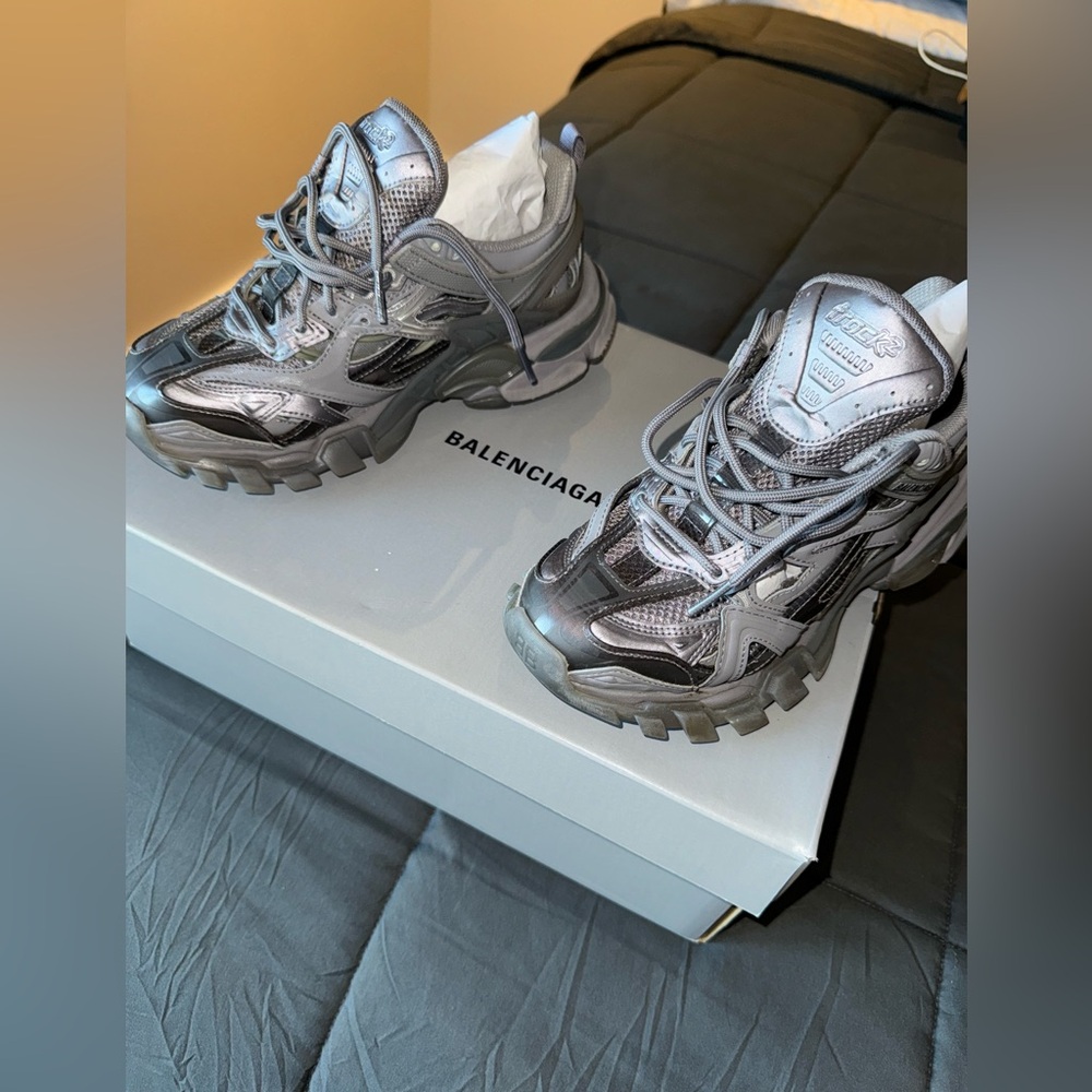 Balenciagas track 2s
